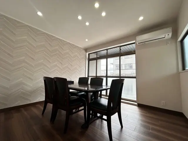 株式会社LIFE DOOR