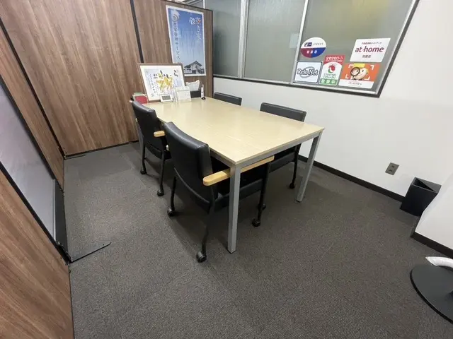 株式会社ライフォ