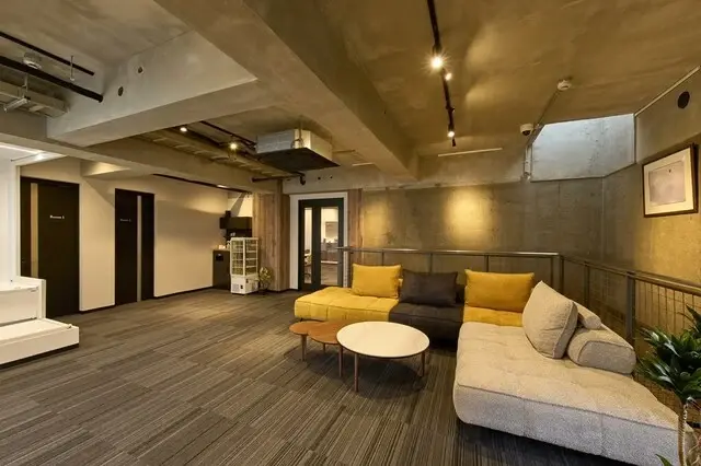 株式会社リウイルトラスト　本店