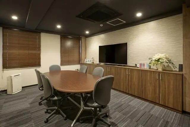 株式会社リウイルトラスト　本店