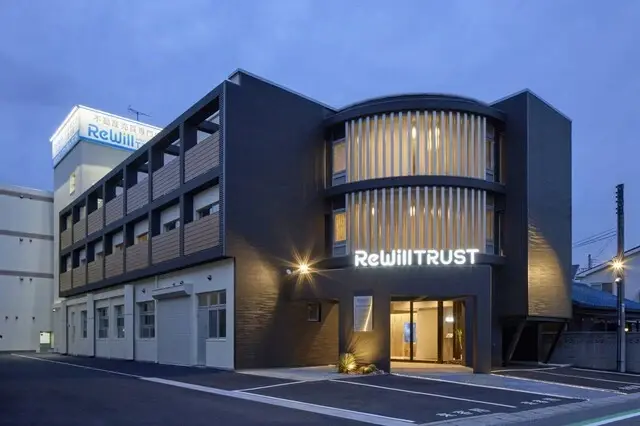 株式会社リウイルトラスト　本店