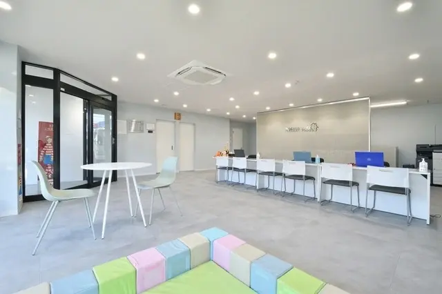 株式会社ポケットハウス