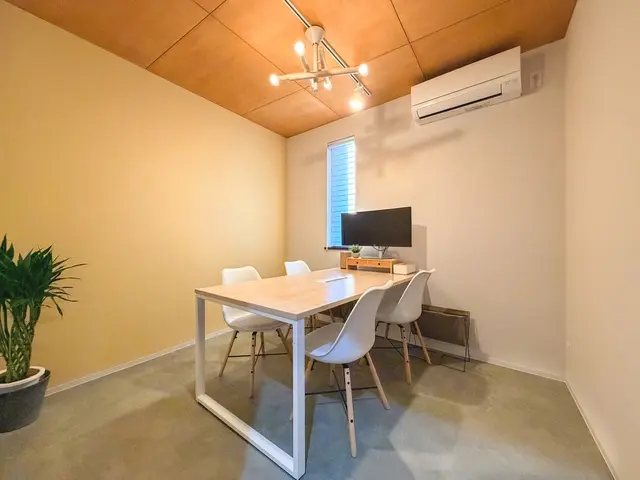 クラシカエル不動産　株式会社PLAYWORK