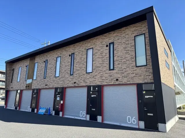 株式会社コンプレス