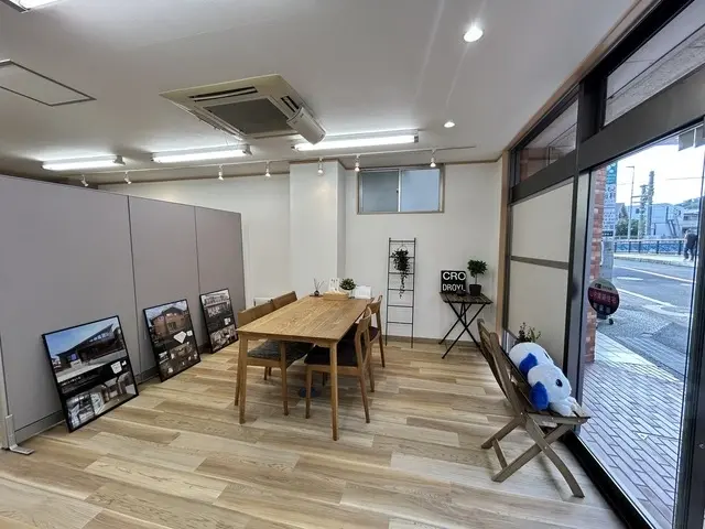 ウスイホーム株式会社 逗子店