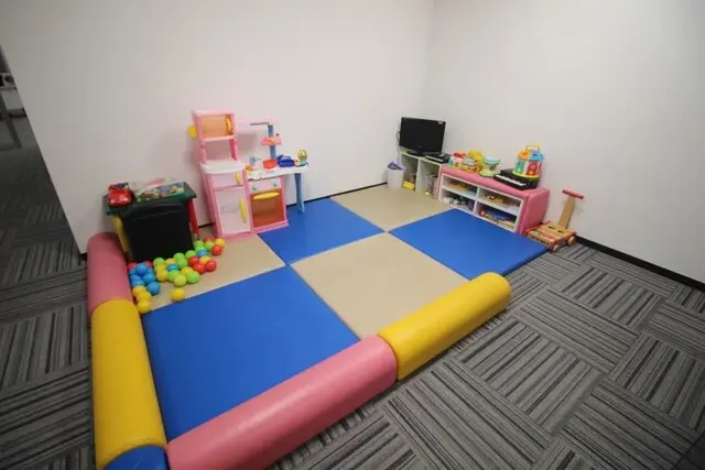 ウスイホーム株式会社　久里浜店