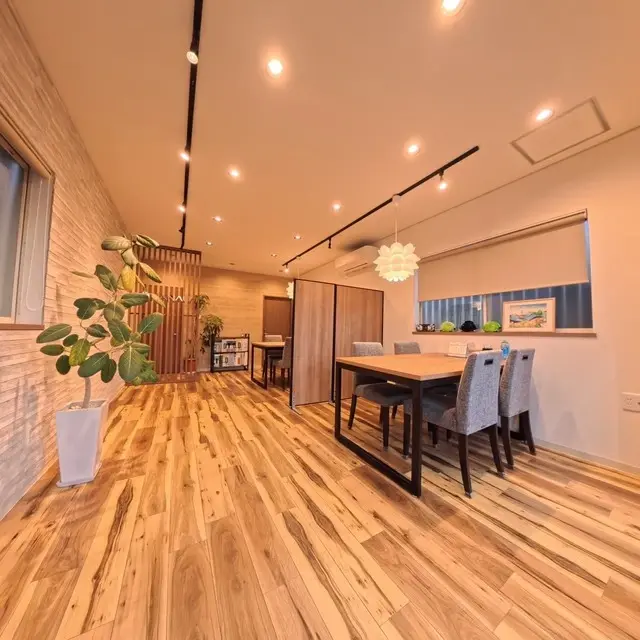 株式会社KANAU