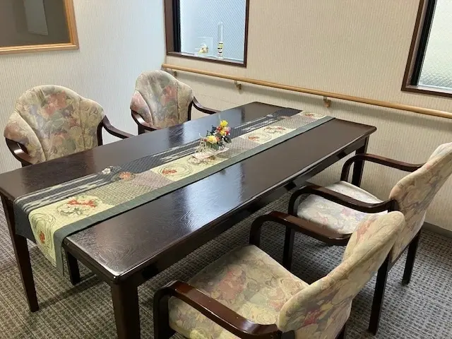 有限会社アドバンス